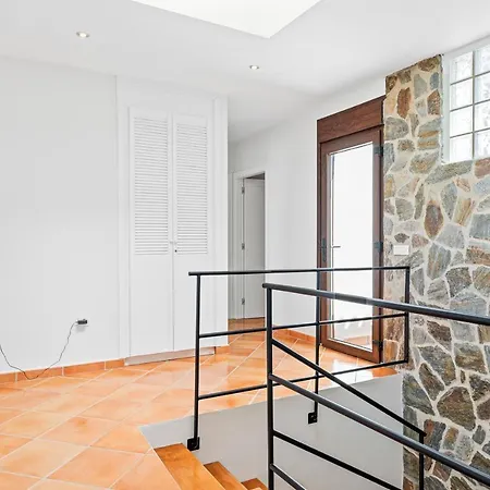 Villa Con Piscina Privada, Vistas Y Jardin *